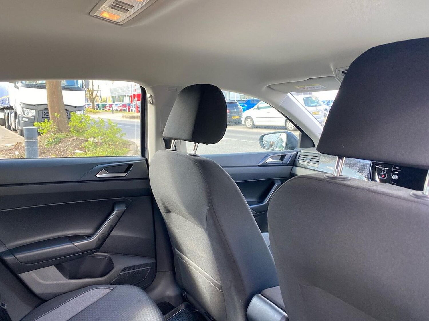 Used Volkswagen Polo 2022 for sale - 78194091: Photo 31