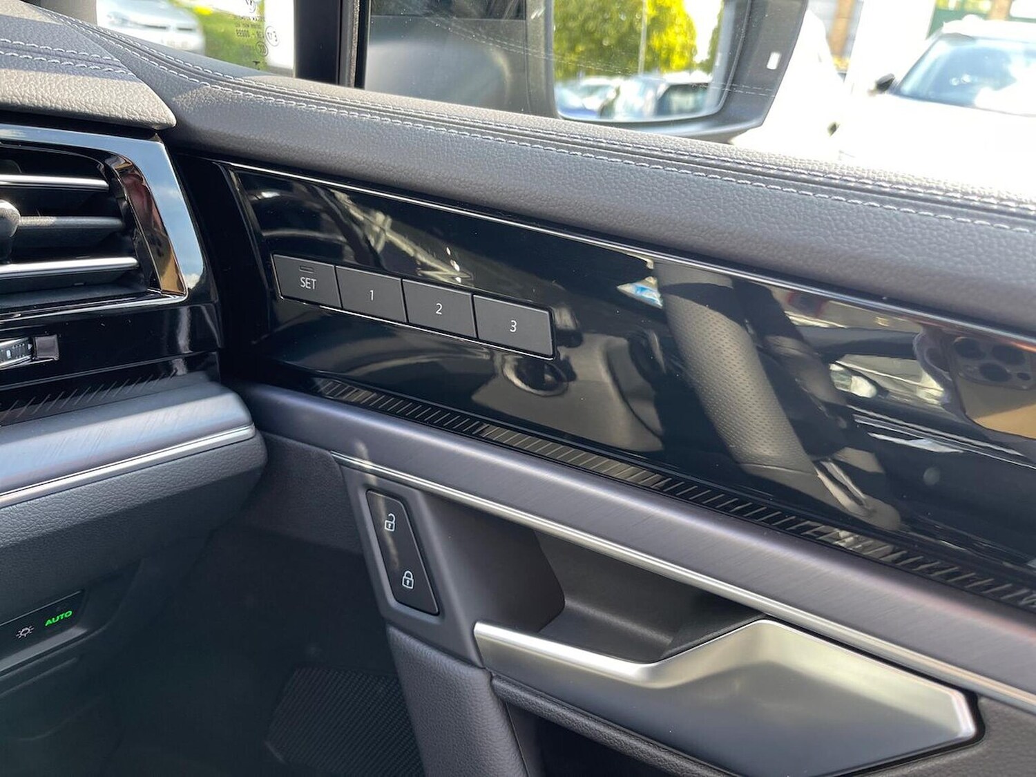 Used Volkswagen Touareg 2025 for sale - 76149621: Photo 25