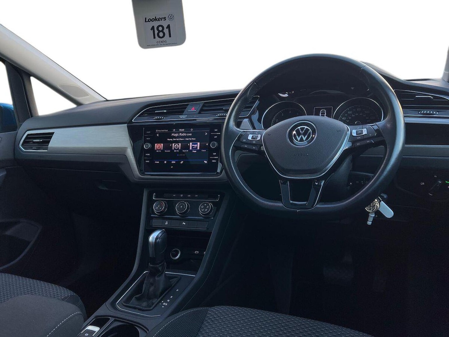 Used Volkswagen Touran 2021 for sale - 76611643: Photo 15