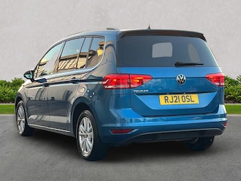 Used Volkswagen Touran 2021 for sale - 76611643: Photo