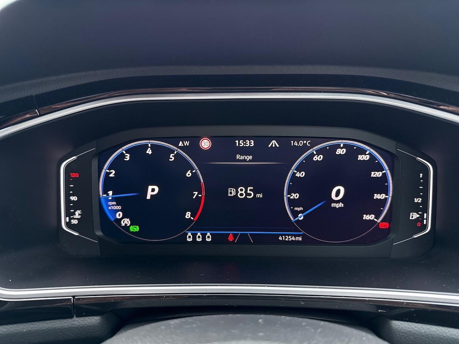 Used Volkswagen T-Roc 2023 for sale - 76455288: Photo 10