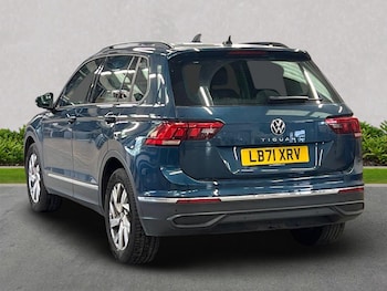Used Volkswagen Tiguan 2022 for sale - 76097070: Photo 2