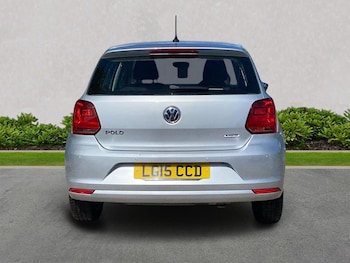 Used Volkswagen Polo 2015 for sale - 78552881: Photo