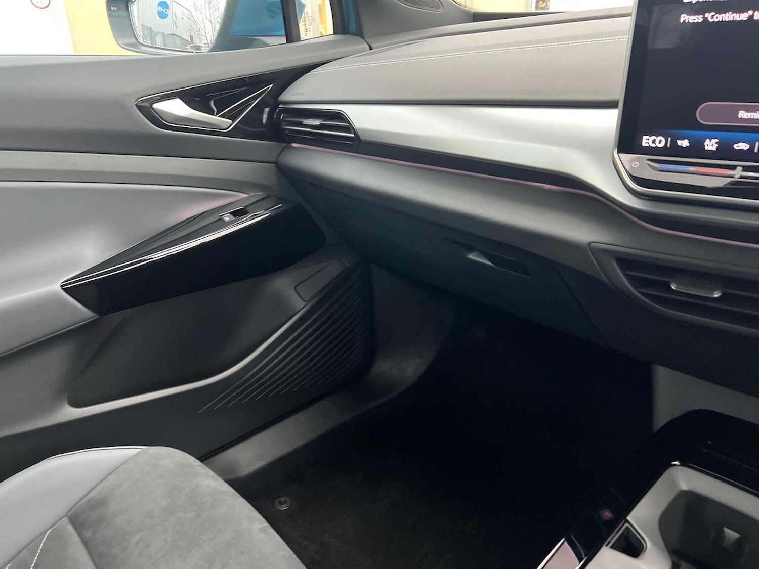 Used Volkswagen ID.4 2025 for sale - 76554267: Photo 13