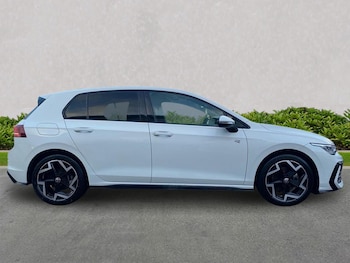 Used Volkswagen Golf 2025 for sale - 77707441: Photo