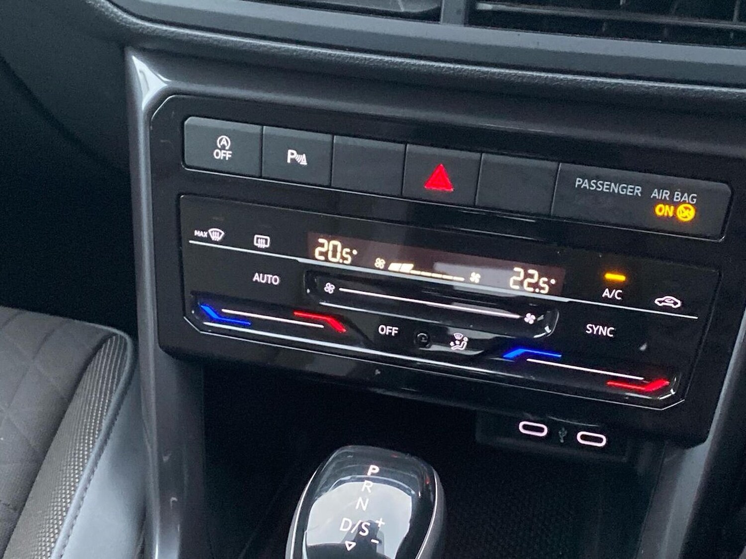 Used Volkswagen T-Cross 2023 for sale - 78194085: Photo 12