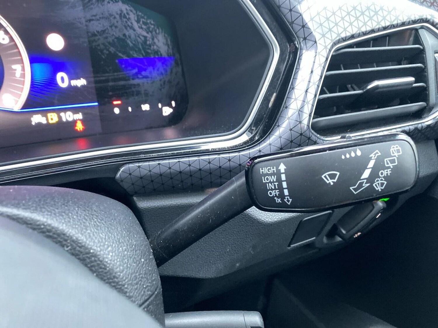 Used Volkswagen T-Cross 2023 for sale - 78194085: Photo 27