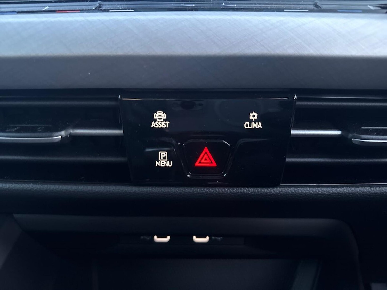 Used Volkswagen Golf 2023 for sale - 77056672: Photo 24