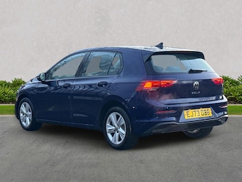 Used Volkswagen Golf 2023 for sale - 77056672: Photo