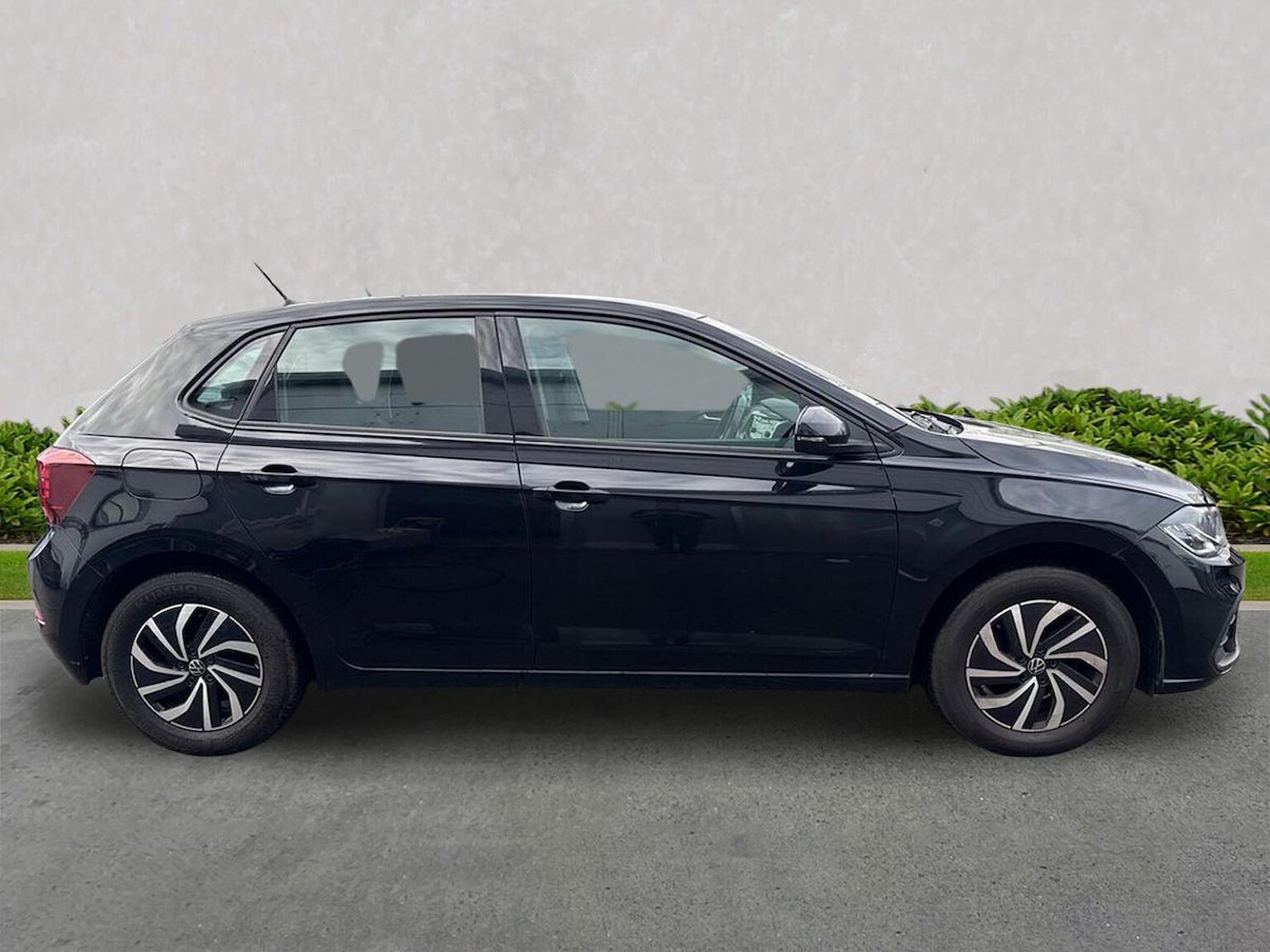 Used Volkswagen Polo 2024 for sale - 77707472: Photo 3