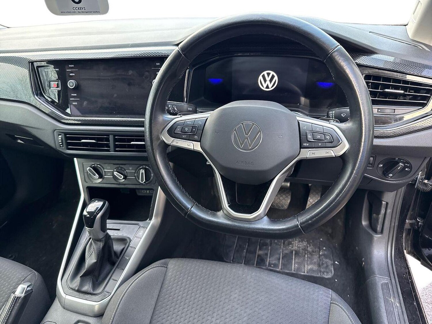 Used Volkswagen Polo 2024 for sale - 77707472: Photo 9