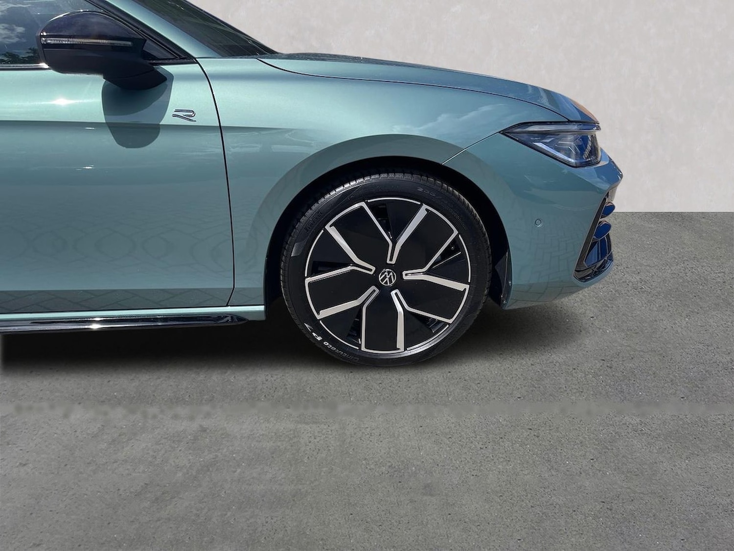 Used Volkswagen Passat 2025 for sale - 76613639: Photo 6