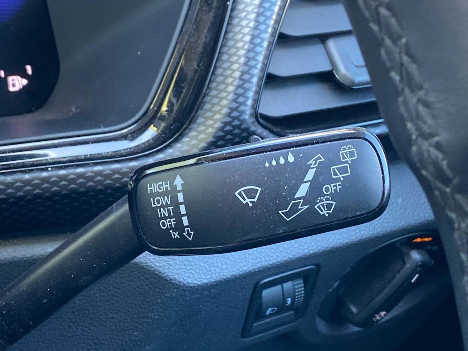 Used Volkswagen T-Cross 2023 for sale - 78194209: Photo 27