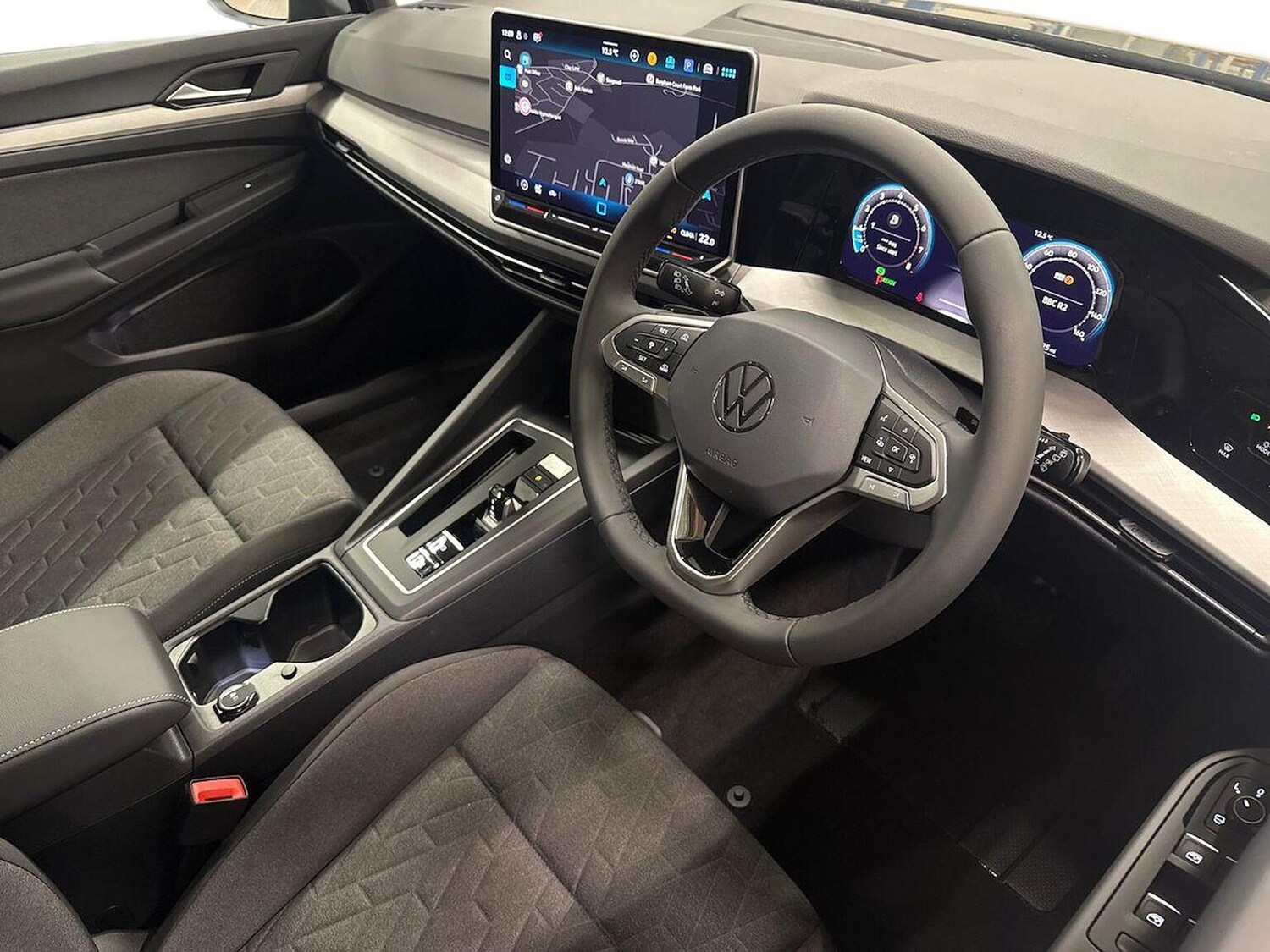 Used Volkswagen Golf 2025 for sale - 76102529: Photo 15