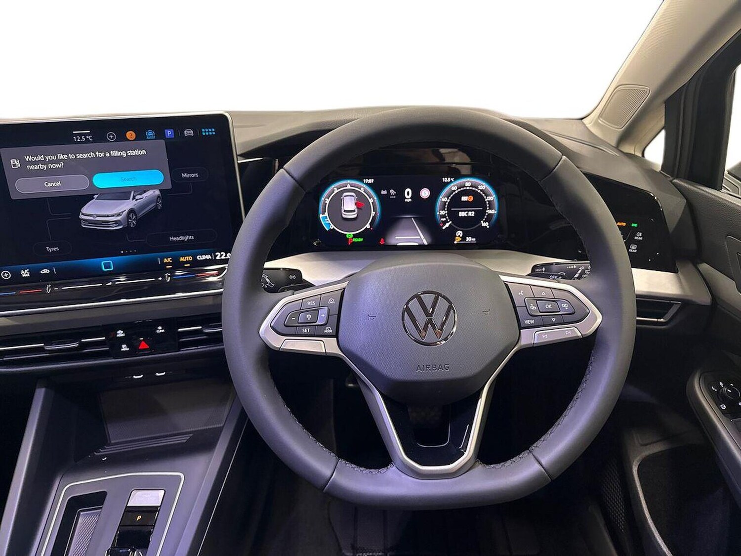 Used Volkswagen Golf 2025 for sale - 76102529: Photo 9