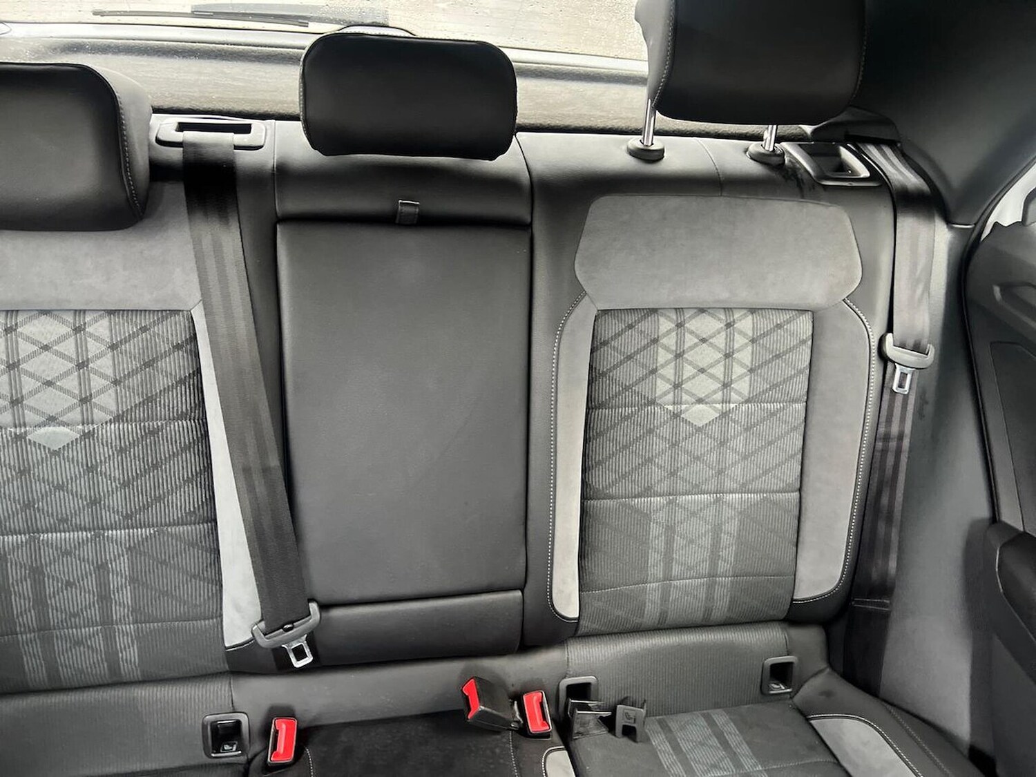 Used Volkswagen T-Roc 2023 for sale - 76449576: Photo 16