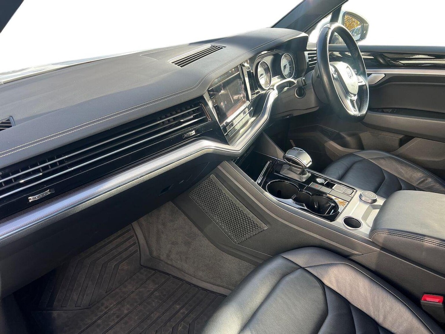 Used Volkswagen Touareg 2019 for sale - 76932275: Photo 7