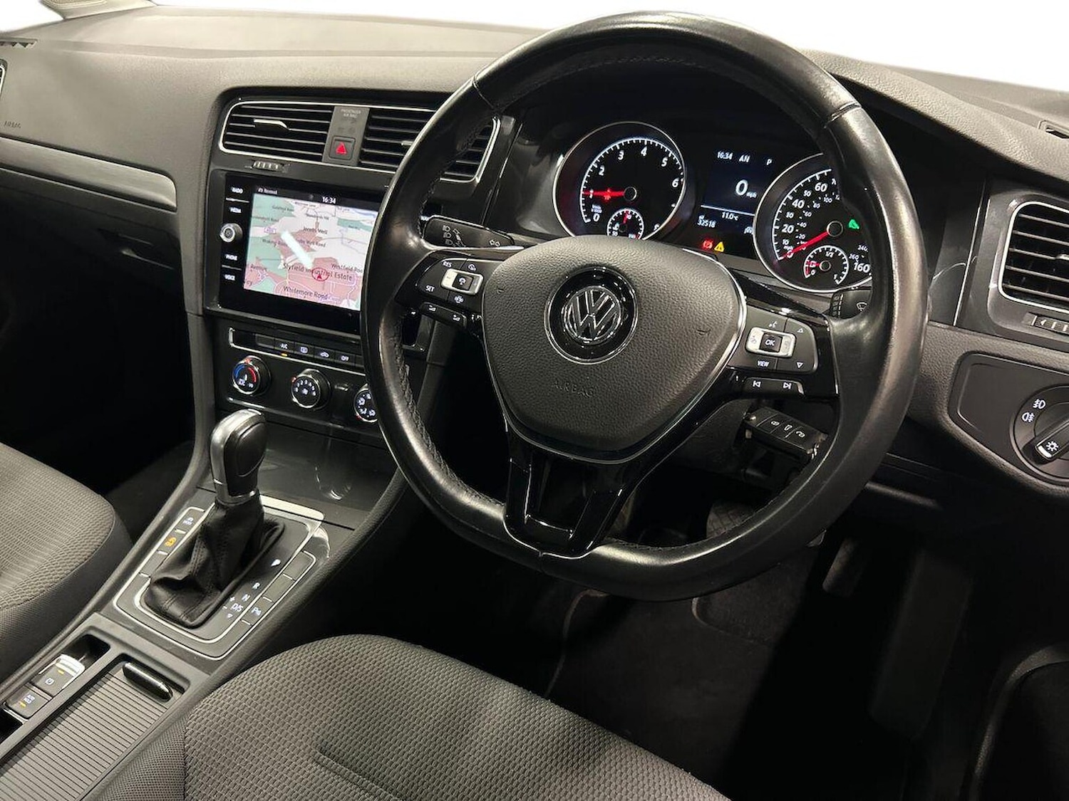 Used Volkswagen Golf 2019 for sale - 76837127: Photo 15