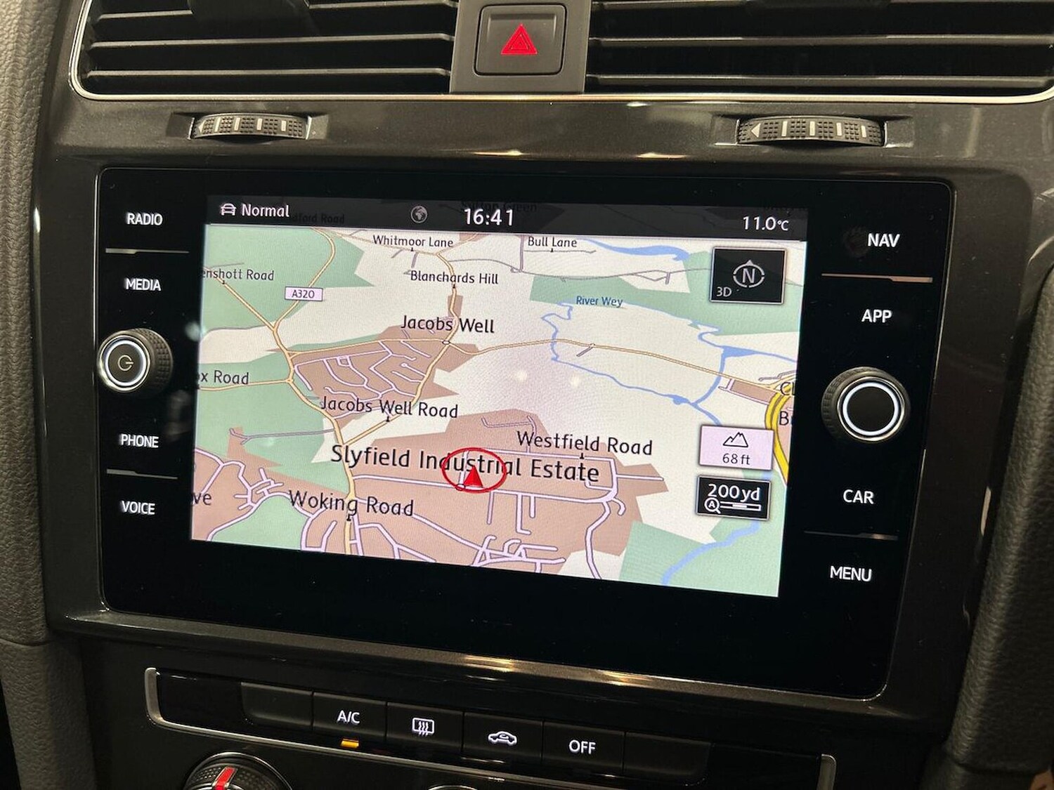 Used Volkswagen Golf 2019 for sale - 76837127: Photo 24