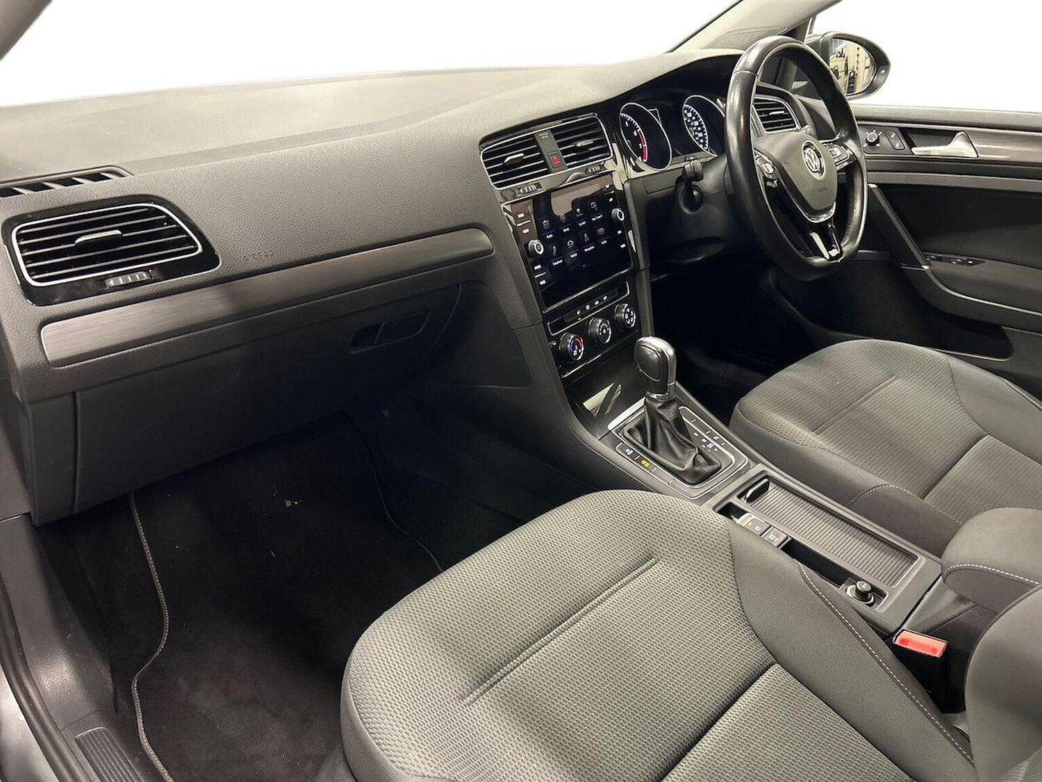 Used Volkswagen Golf 2019 for sale - 76837127: Photo 7