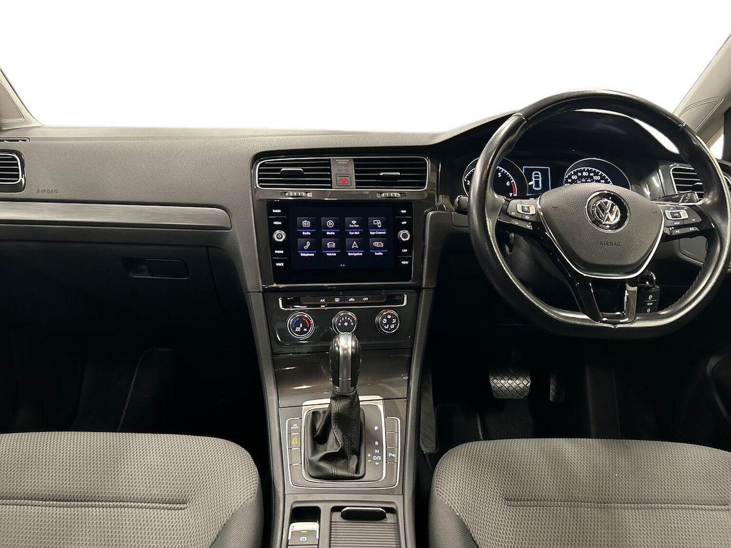 Used Volkswagen Golf 2019 for sale - 76837127: Photo 8