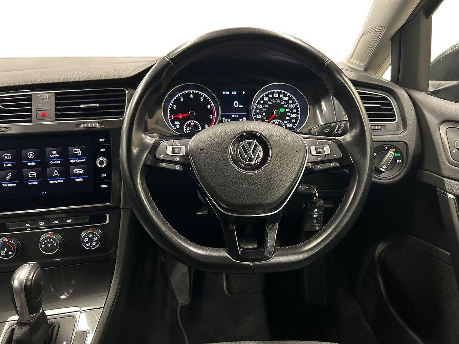 Used Volkswagen Golf 2019 for sale - 76837127: Photo 9