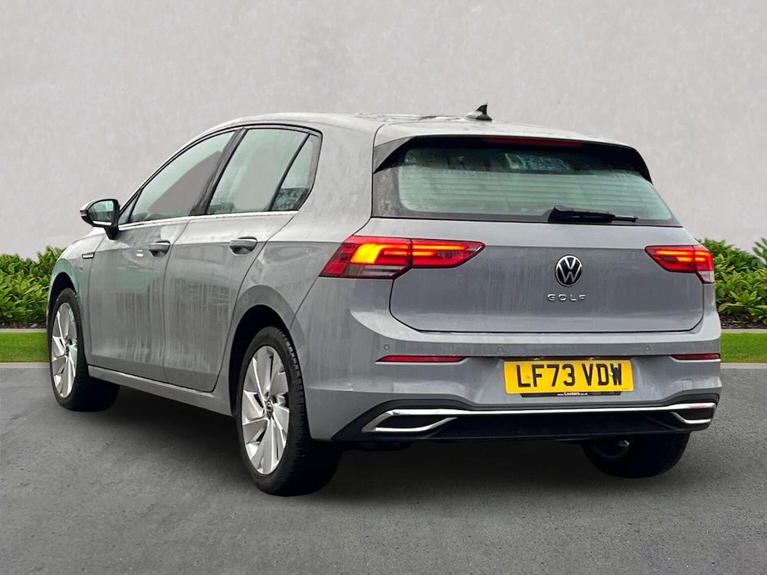 Used Volkswagen Golf 2023 for sale - 76541857: Photo 2