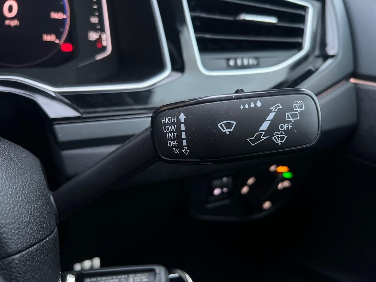 Used Volkswagen Taigo 2023 for sale - 76974589: Photo 27