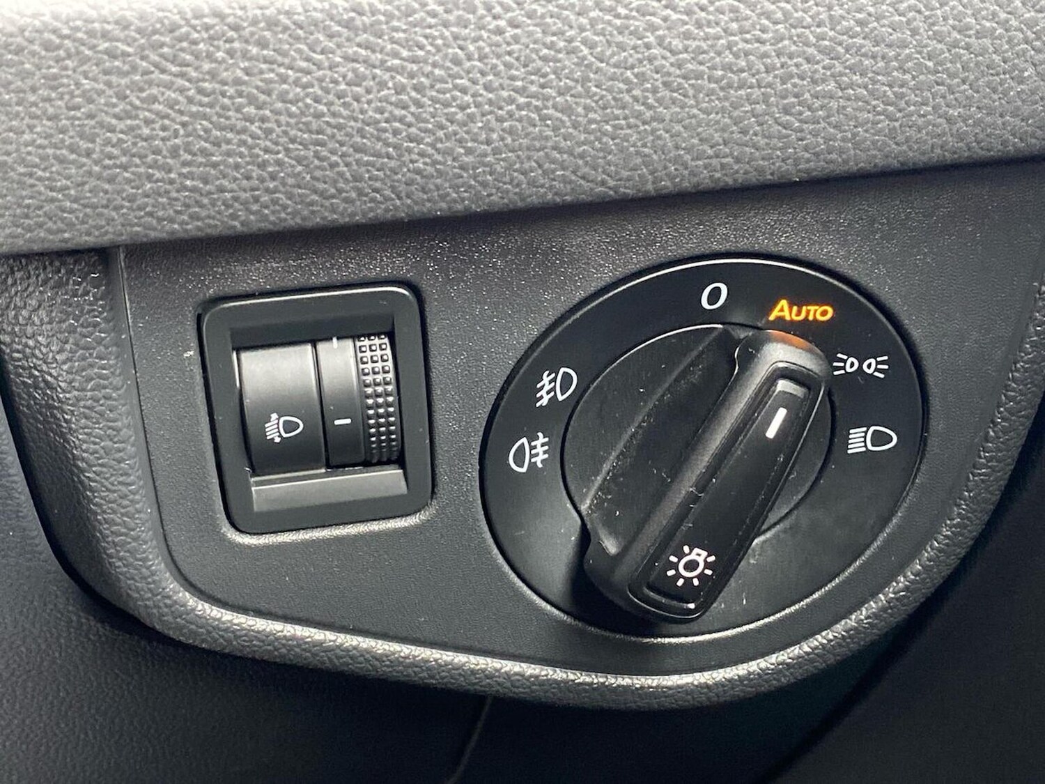 Used Volkswagen Taigo 2022 for sale - 77872108: Photo 39