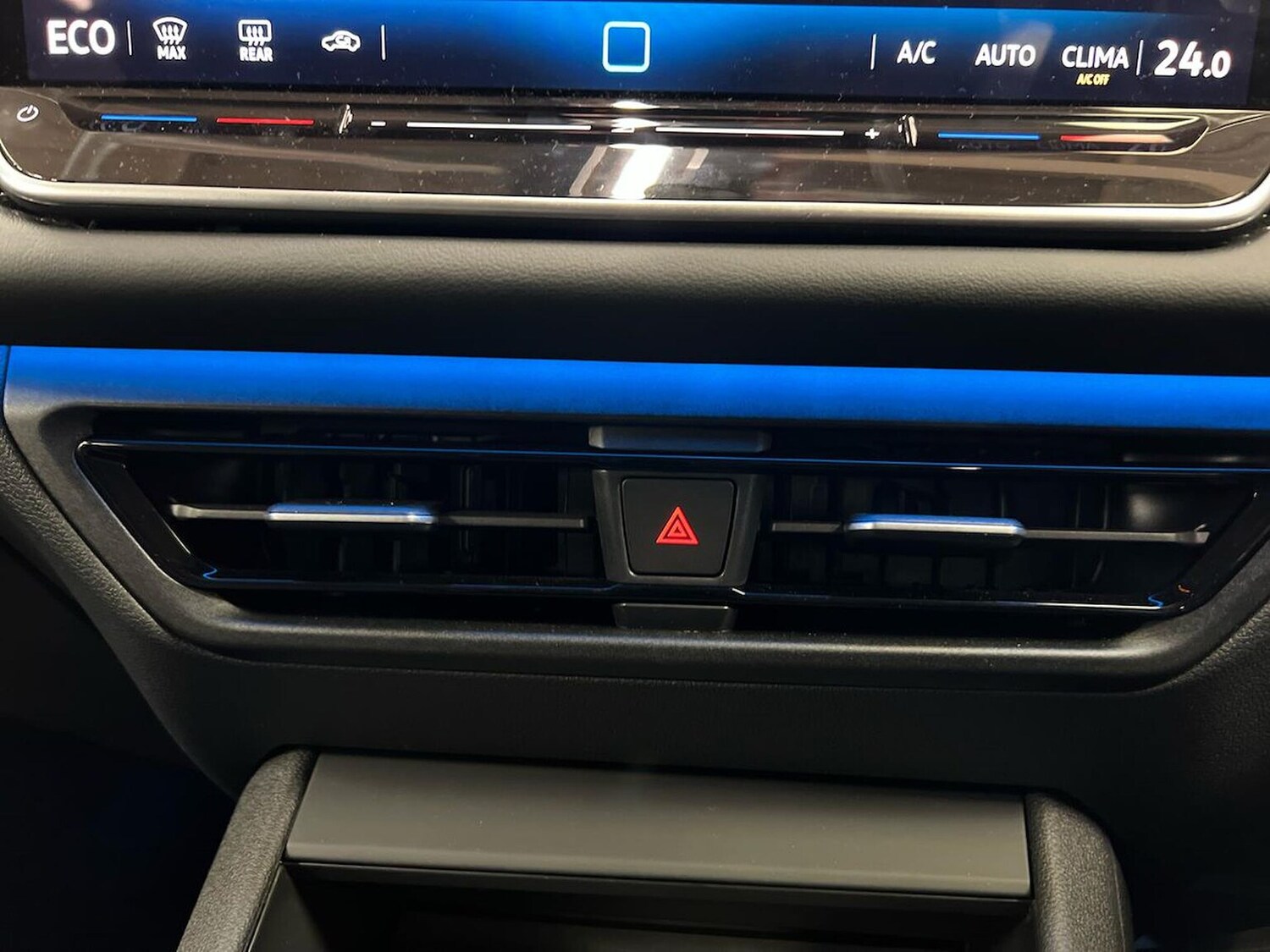 Used Volkswagen Tiguan 2025 for sale - 77487720: Photo 12