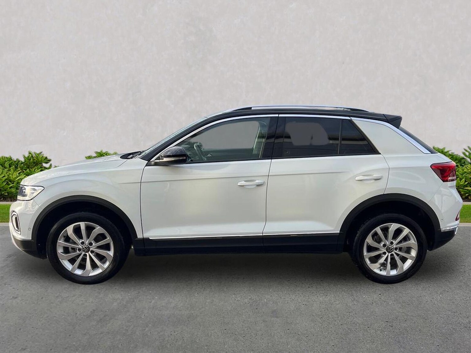 Used Volkswagen T-Roc 2023 for sale - 76471102: Photo 19