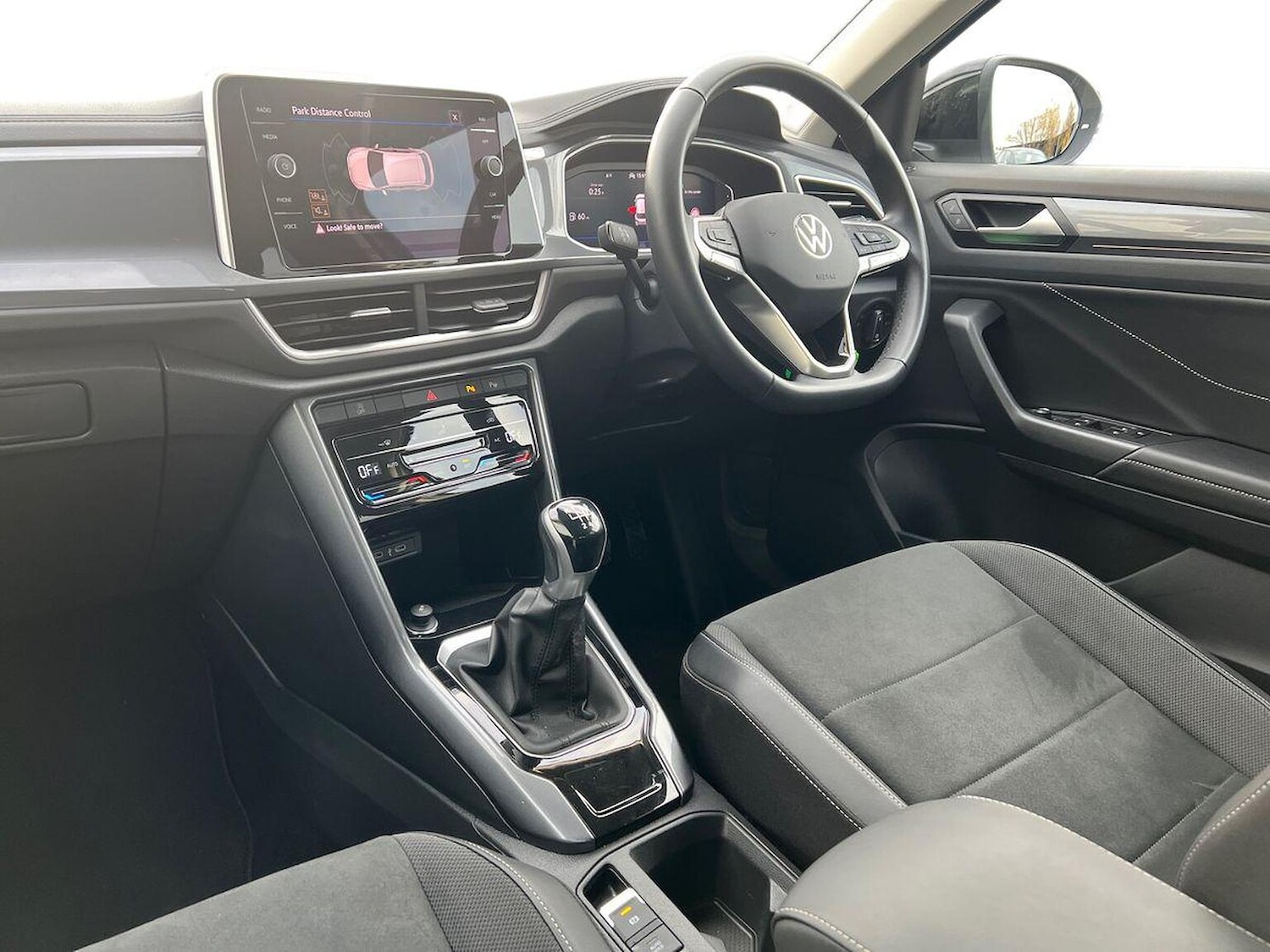 Used Volkswagen T-Roc 2023 for sale - 76471102: Photo 7