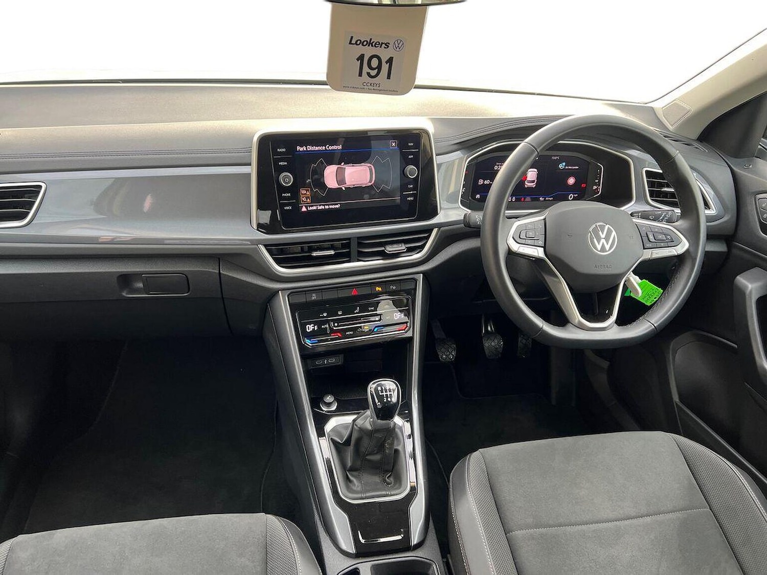 Used Volkswagen T-Roc 2023 for sale - 76471102: Photo 8