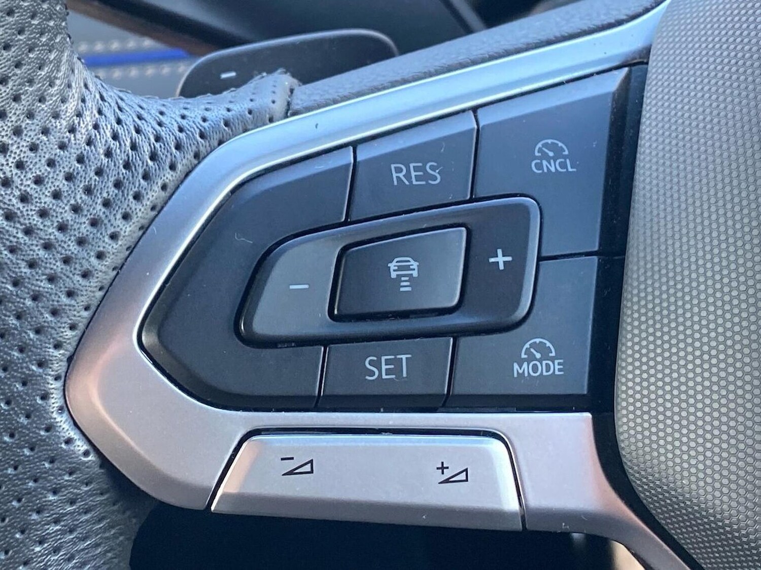 Used Volkswagen Tiguan 2025 for sale - 78193846: Photo 27