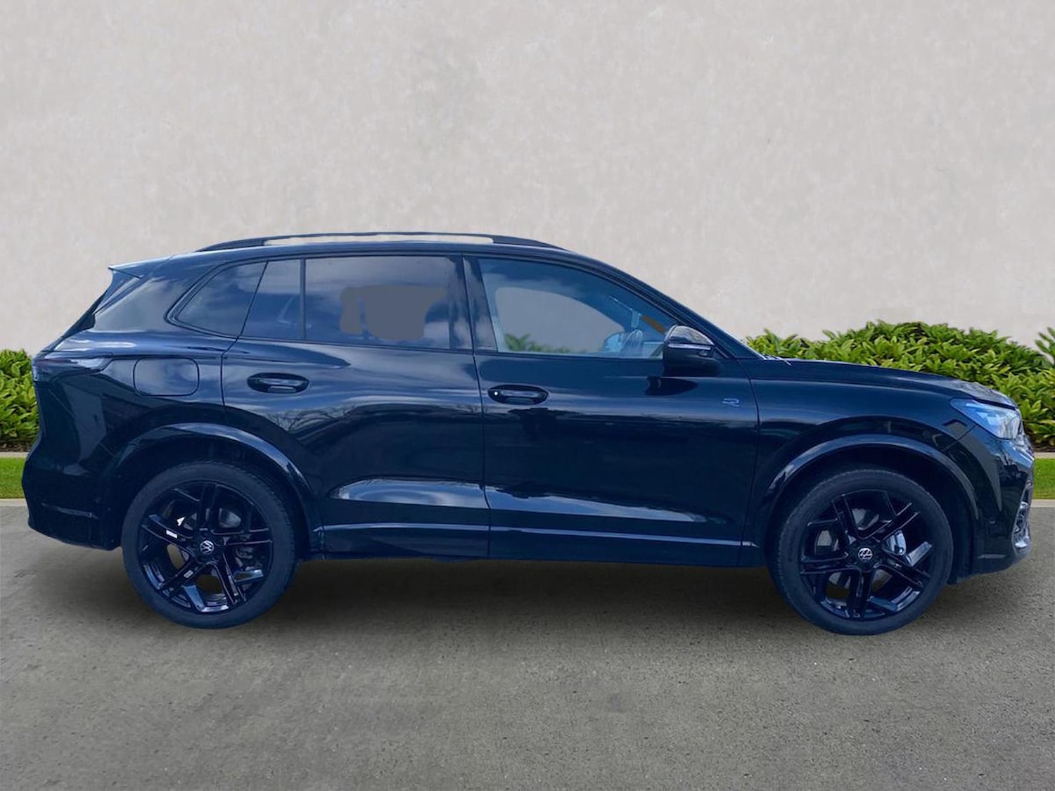 Used Volkswagen Tiguan 2025 for sale - 78193846: Photo 3