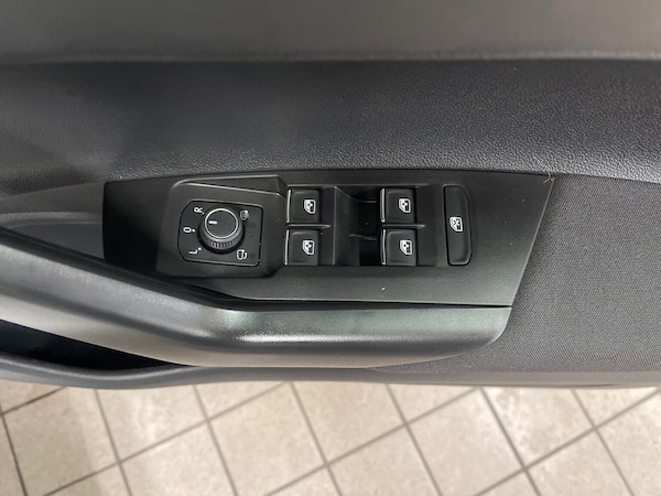 Used Volkswagen Polo 2023 for sale - 76174249: Photo 21