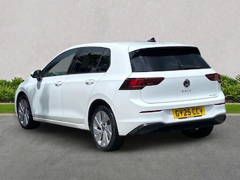 Used Volkswagen Golf 2025 for sale - 78512002: Photo