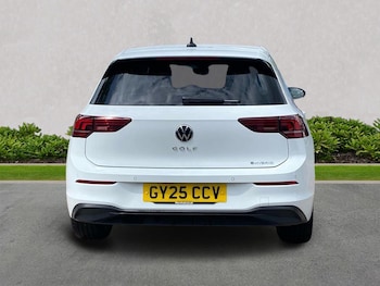 Used Volkswagen Golf 2025 for sale - 78512002: Photo