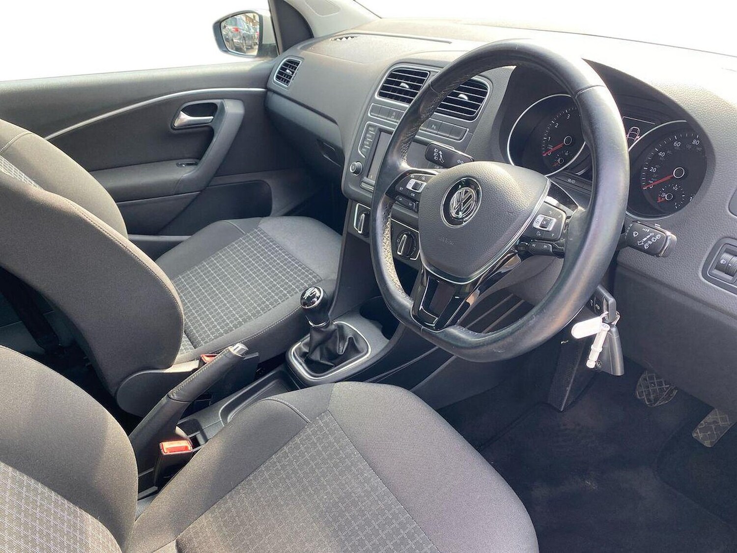 Used Volkswagen Polo 2017 for sale - 78194025: Photo 15