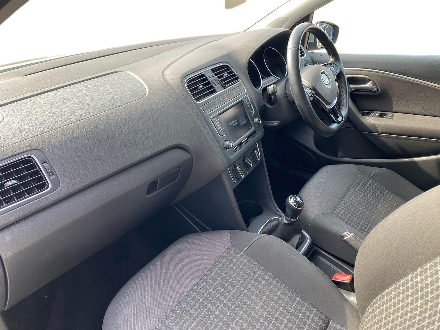 Used Volkswagen Polo 2017 for sale - 78194025: Photo 7