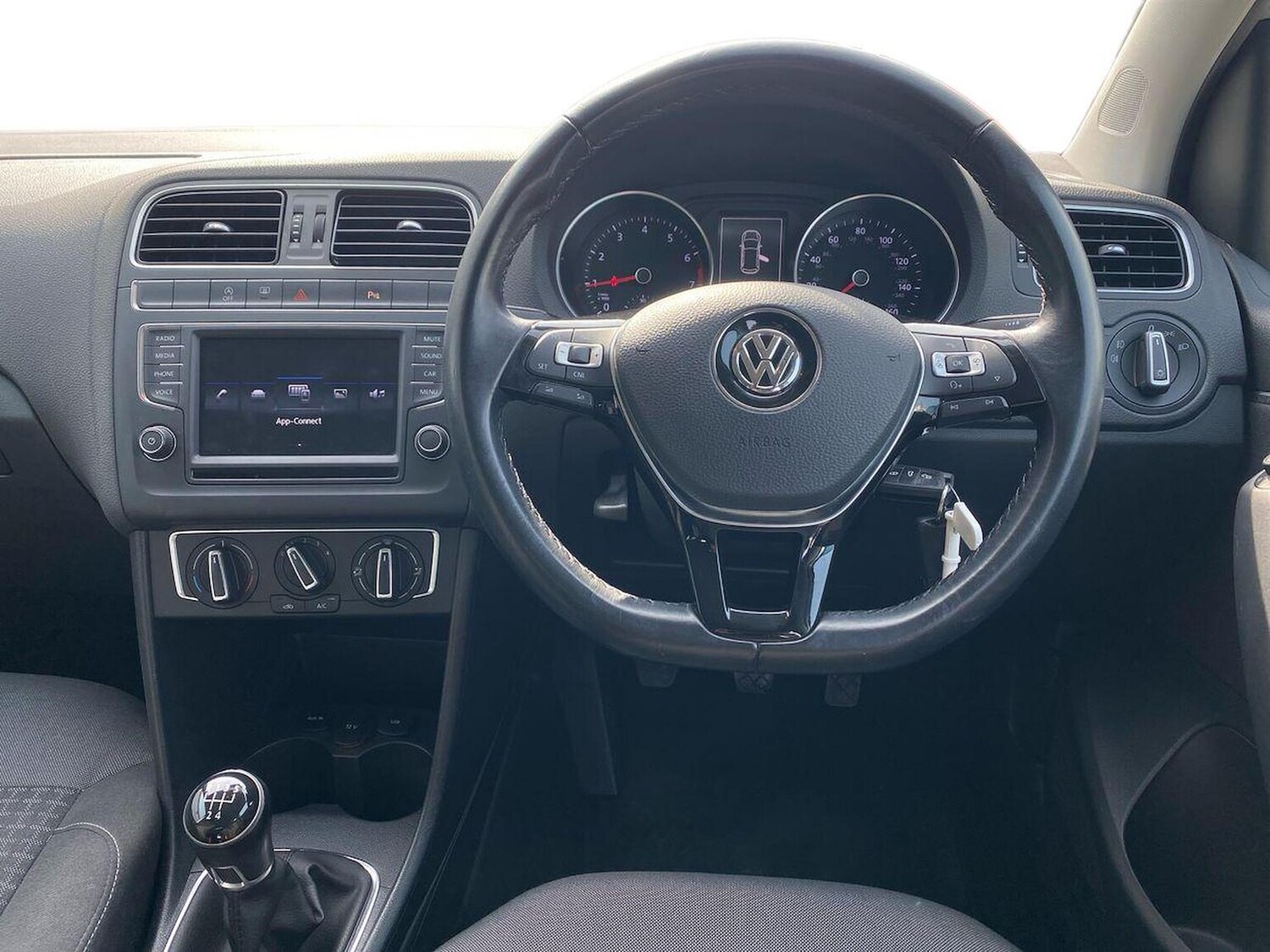 Used Volkswagen Polo 2017 for sale - 78194025: Photo 9