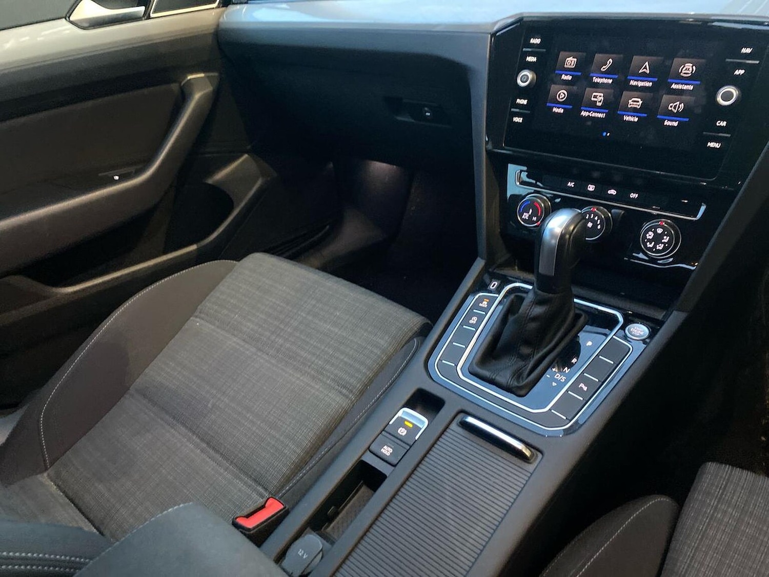 Used Volkswagen Passat 2022 for sale - 77056684: Photo 15