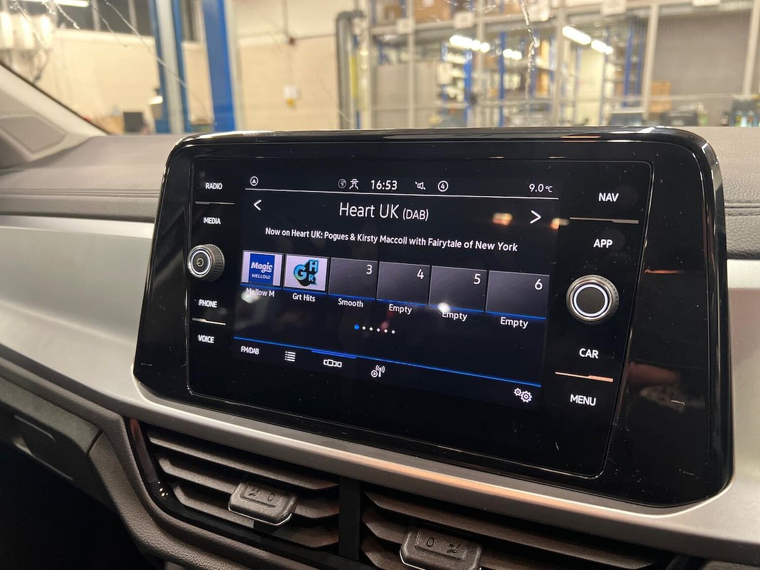 Used Volkswagen T-Roc 2024 for sale - 77023469: Photo 13