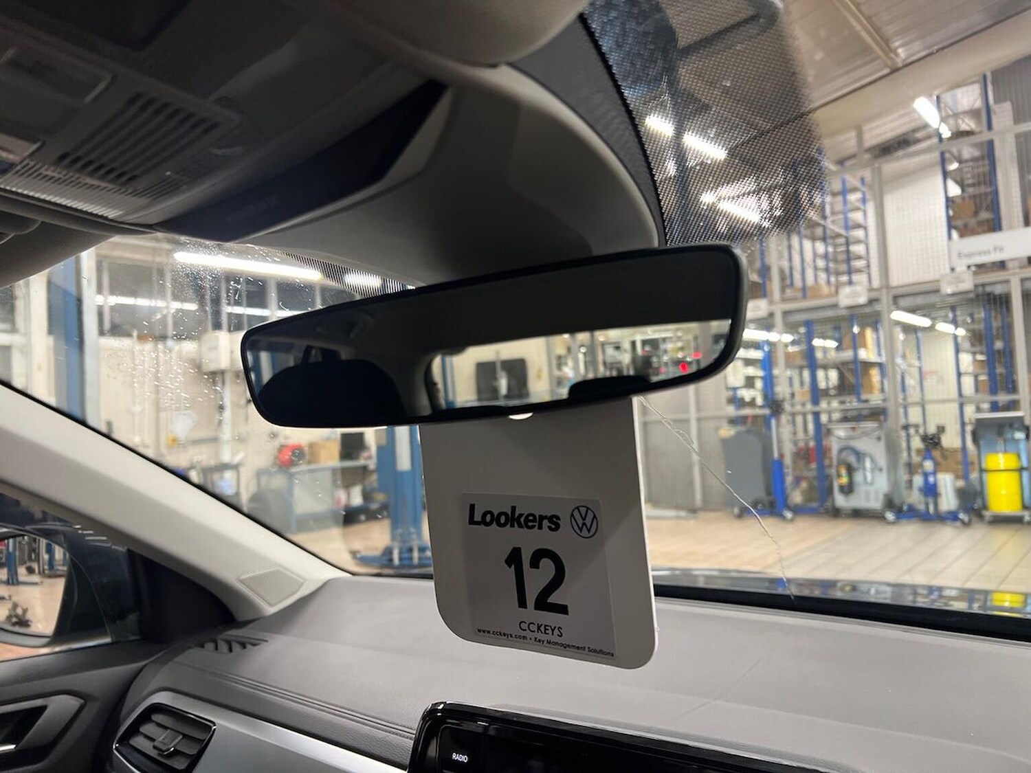 Used Volkswagen T-Roc 2024 for sale - 77023469: Photo 16