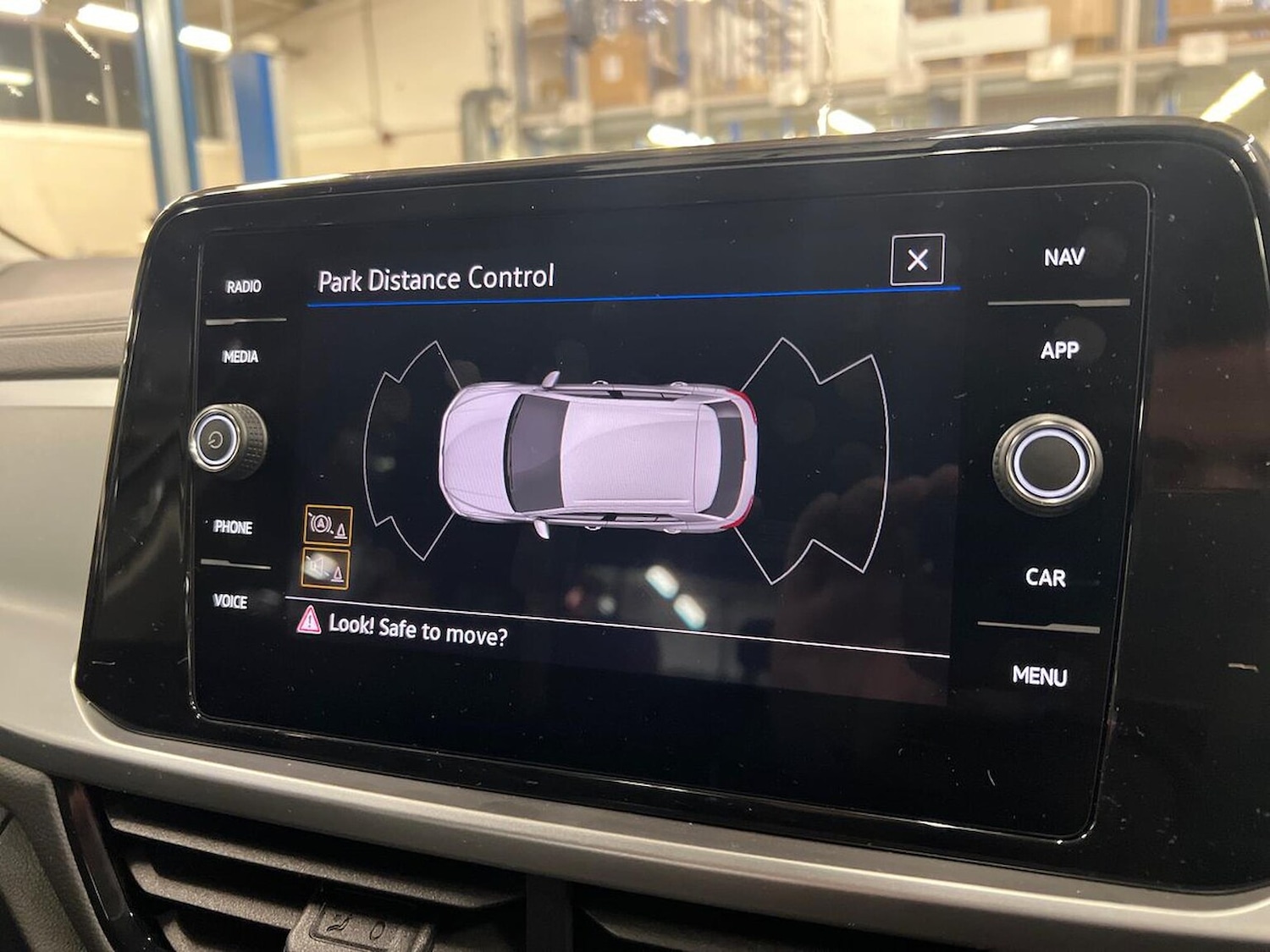 Used Volkswagen T-Roc 2024 for sale - 77023469: Photo 25