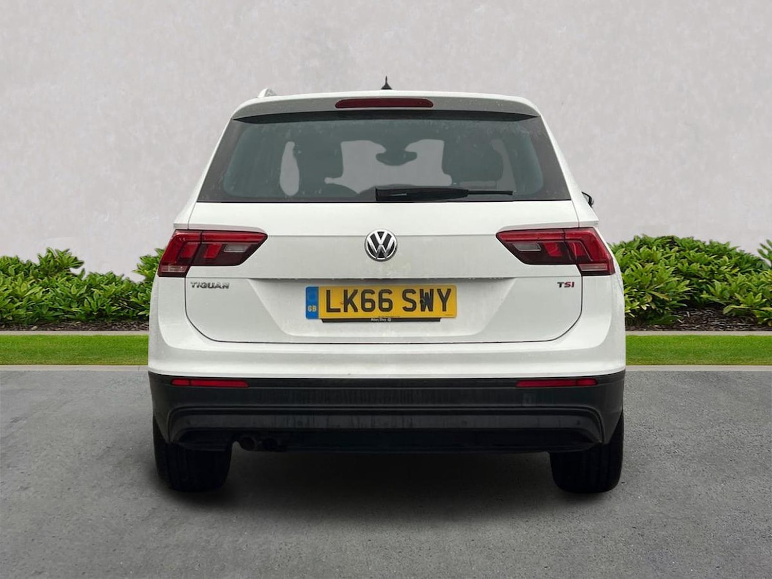 Used Volkswagen Tiguan 2016 for sale - 76777327: Photo 4