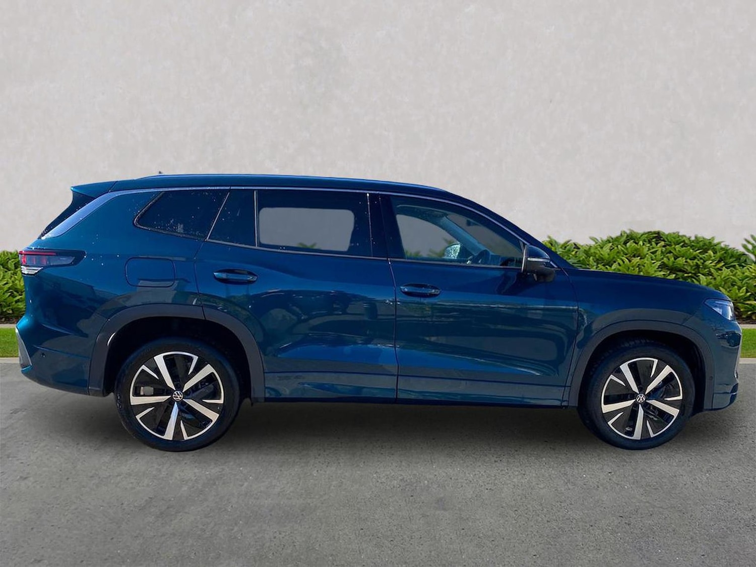 Used Volkswagen Touran 2025 for sale - 78194237: Photo 3