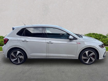 Used Volkswagen Polo 2024 for sale - 77789562: Photo