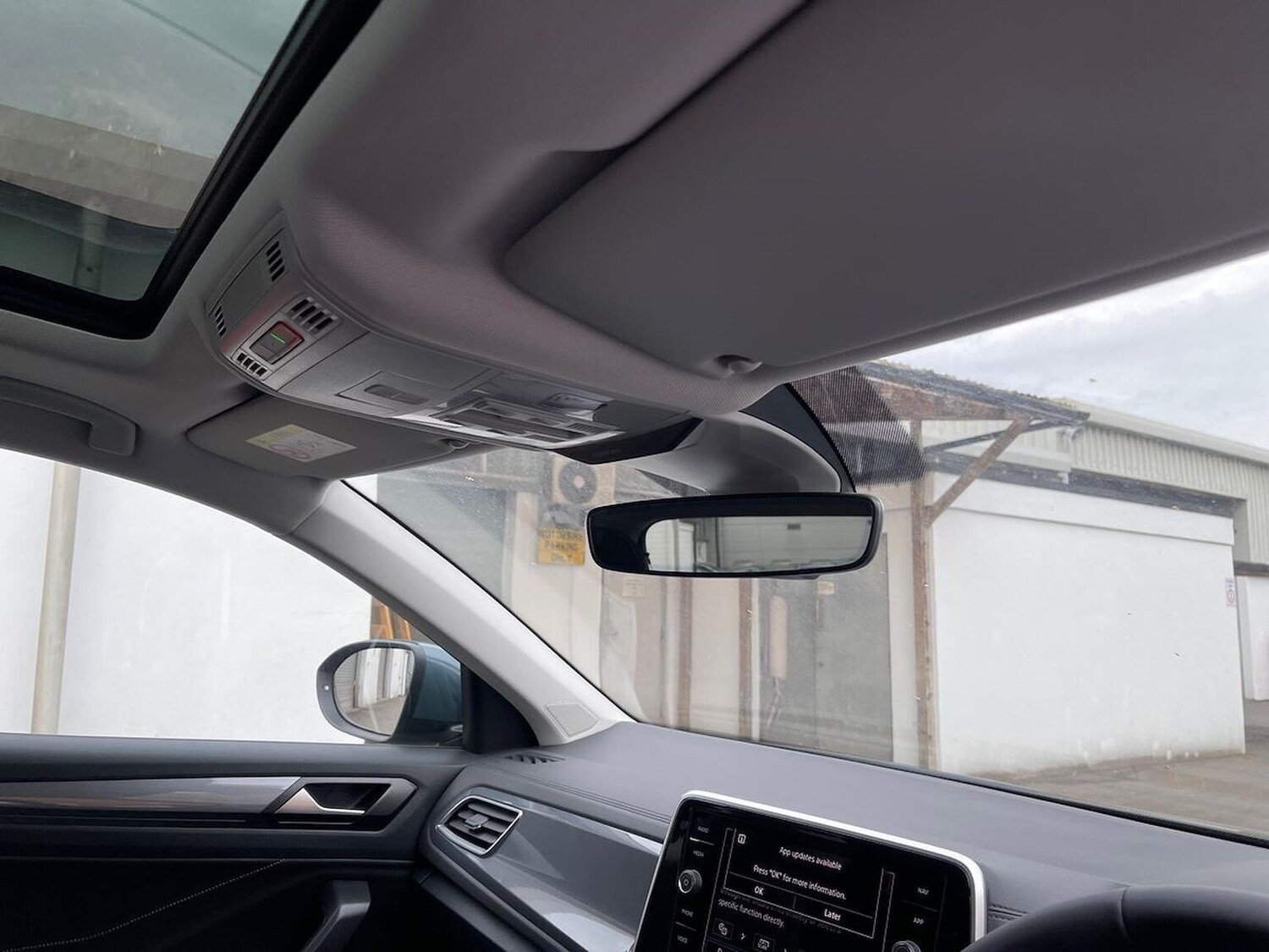 Used Volkswagen T-Roc 2025 for sale - 76027520: Photo 14