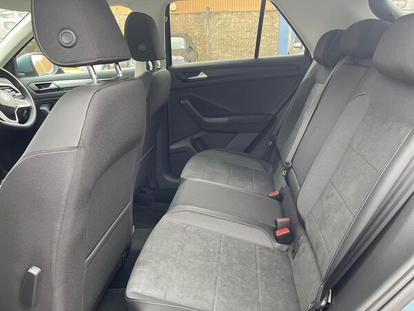 Used Volkswagen T-Roc 2025 for sale - 76027520: Photo 16